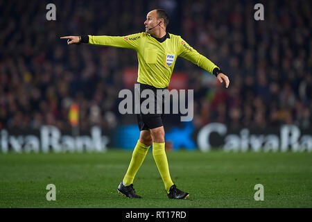 BARCELONA, 06-02-2019. Copa del Rey 2018/ 2019, Halbfinale. Barcelona-Real Madrid. Der Schiedsrichter Antonio Mateu Lahoz während des Spiels Barcelona 1-1 Real Madrid Stockfoto