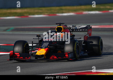 Montmelo, Barcelona - Spanien. 27 Uhr Februar 2019. Max Verstappen der Niederlande fahren (33) Aston Martin Red Bull Racing RB 15 am Anschluss am Tag sechs der F1 Winter Testen Stockfoto