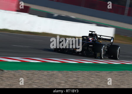 Montmelo, Barcelona - Spanien. 27 Uhr Februar 2019. Romain Grosjean in Frankreich fahren die (8) Haas F1 Team VF-19 Ferrari am Anschluss am Tag sechs der F1 Winter Testen Stockfoto