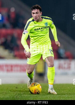 McDiarmid Park, Perth, Großbritannien. 27 Feb, 2019. Ladbrokes Premiership Fußball, St Johnstone gegen Hibernian; Stevie Mallan von Hibernian Credit: Aktion plus Sport/Alamy leben Nachrichten Stockfoto