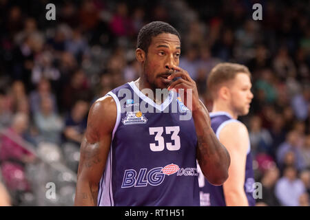 Bonn, Deutschland. 27 Feb, 2019. Bonn, Deutschland, 27. Februar 2019, Basketball, BBL, Bundesliga Telekom Baskets Bonn vs. Eisbaeren unterlagen Bremerhaven: Durrell Summers (Bremerhaven) an schaut. Credit: Jürgen Schwarz/Alamy leben Nachrichten Stockfoto