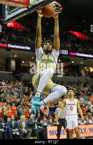 Februar 27, 2019: Georgia Tech Yellow Jackets, James Banken III (1) Dunks, den Ball in der zweiten Hälfte des NCAA Basketball Aktion zwischen der Georgia Tech Yellow Jackets und der Virginia Kavaliere an der John Paul Jones Arena Charlottesville, VA. Jonathan Huff/CSM Stockfoto