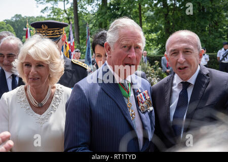 Gedenken an den 8. Mai in Lyon mit der königlichen Besuch des Prinzen von Wales und die Herzogin von Cornwall. In Anwesenheit von Gérard Collomb Minister für Stockfoto