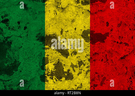 Mali Flagge auf alte Mauer. Patriotische grunge Hintergrund. Flagge von Mali Stockfoto