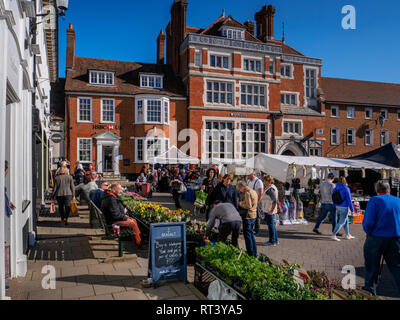 Saffron Walden Marktplatz im kleinen historischen Essex Stadt Saffron Walden Stockfoto