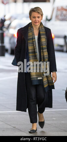 Gäste bei der BBC anreisen, für die Andrew Marr Show, London, UK bietet: Yvette Cooper MP Wo: London, Vereinigtes Königreich, wenn: 27 Jan 2019 Credit: Wheatley/WANN Stockfoto