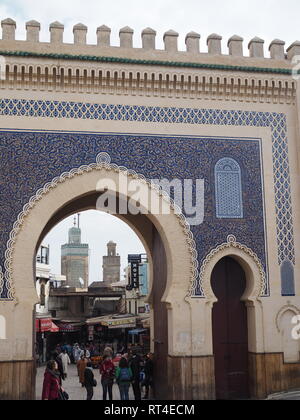 Bab Bou Jeloud City Gate, Fes, Marokko Stockfoto