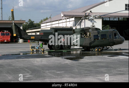 Japanisches Heer JGSDF Fuji UH-1H Stockfoto