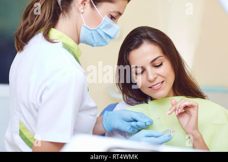 Zähne, die zahnmedizinische Klinik. Stockfoto