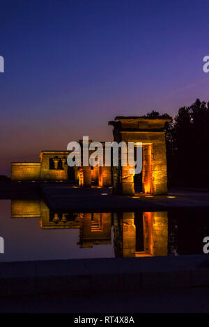 Templo de Debo bei Nacht Stockfoto