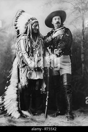 Amerikanische Geschichte Drucken von Buffalo Bill und Sitting Bull im Jahre 1897. Stockfoto