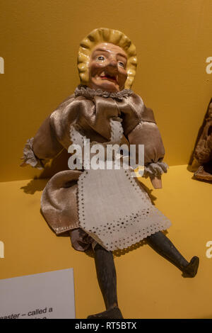 Eine Judy Marionette, Punch und Judy Ruhm, auf Anzeige in der York Castle Museum, York, Yorkshire, Großbritannien. Stockfoto