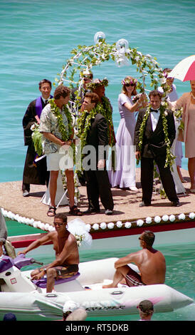 Honolulu, Hawaii, 20. Juli 1999 Erster Tag der Dreharbeiten "BayWatch Hawaii. Hintergrund Extras auf dem Set von "Baywatch Hawaii" Stockfoto