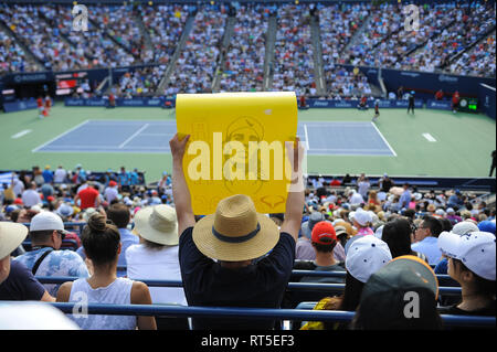 August 12, 2018 - Toronto, Ontario, Kanada: ein Fan Unterstützung auf Rafael Nadal (Spanien) während dem Rogers Cup Tennis Turnier Finale am 12. August 2018, Aviv Stockfoto