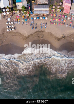 Indonesien, Bali, Luftaufnahme von Berawa Beach Stockfoto