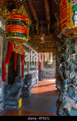 George Town, Penang, Malaysia. Eintrag Terrasse Khoo Kongsi, Hokkien chinesischen Tempel und Clan Haus. Stockfoto