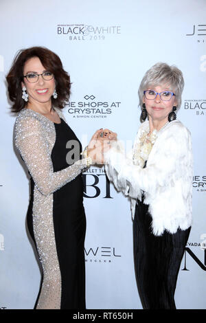 Nevada Ballett Theater ehren mehrere preisgekrönte Schauspielerin, Tänzerin, Sängerin und humanitäre Rita Moreno als 2019 Frau des Jahres in Primrose Ballsaal im Aria Resort & Casino in Las Vegas bietet: Rita Moreno, Fernanda Luisa Gordon Wo: Las Vegas, Nevada, United States Wenn: 27 Jan 2019 Credit: DJDM/WENN.com Stockfoto