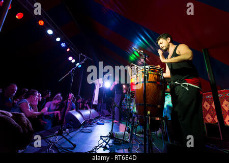 Afriquoi live auf Beltane Fire Festival, Sussex, UK Stockfoto