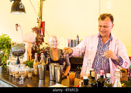 Fantastische Botanicals Alkohol frei Festival bar an Beltane Fire Festival, Sussex, UK Stockfoto