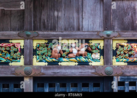 Berühmten drei Affen im Nikko Toshogu Schrein Tempel in Nikko, Japan. Stockfoto