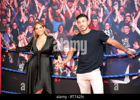 Jono Castano & Amy Castano besucht die Premiere der Kämpfe mit meiner Familie an der Veranstaltung Kinos George Street. Stockfoto