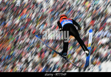 Seefeld, Österreich. 28 Feb, 2019. Langlauf, Weltmeisterschaft, Nordische Kombination, individuelle, Normal Hill. Fabian Rießle aus Deutschland springt von der Hügel. Credit: Hendrik Schmidt/dpa-Zentralbild/ZB/dpa/Alamy leben Nachrichten Stockfoto