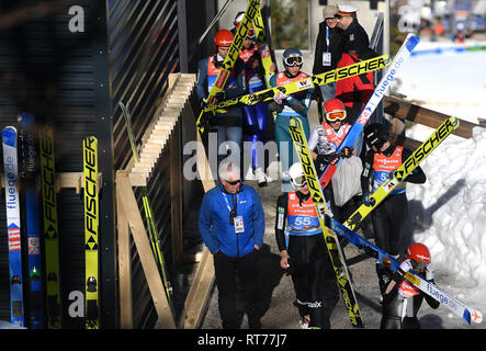 Seefeld, Österreich. 28 Feb, 2019. Langlauf, Weltmeisterschaft, Nordische Kombination, individuelle, Normal Hill. Die Weichen auf dem Weg in die Hügel. Credit: Hendrik Schmidt/dpa-Zentralbild/dpa/Alamy leben Nachrichten Stockfoto