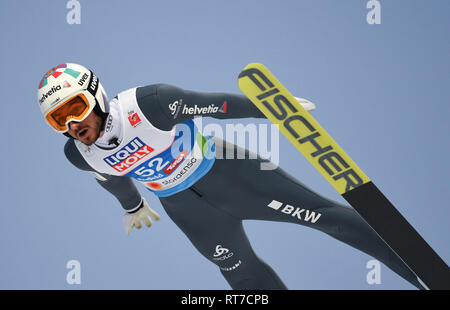 Seefeld, Österreich. 28 Feb, 2019. Nordische Ski-WM, Skispringen - normale Hill, Männer, Qualifikation. Killian Peier aus der Schweiz springt von der Hügel. Credit: Hendrik Schmidt/dpa-Zentralbild/dpa/Alamy leben Nachrichten Stockfoto