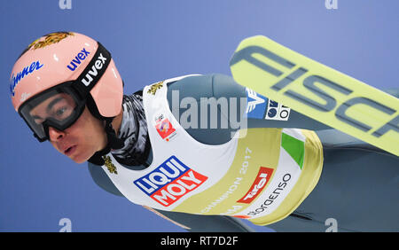 Seefeld, Österreich. 28 Feb, 2019. Nordische Ski-WM, Skispringen - normale Hill, Männer, Qualifikation. Stefan Kraft aus Österreich springt von der Hügel. Credit: Hendrik Schmidt/dpa-Zentralbild/dpa/Alamy leben Nachrichten Stockfoto