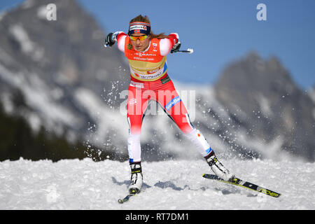 Seefeld, Österreich. 28. Februar, 2019. Therese Johaug (NOR), Aktion, Single Action, Einzelbild, Ausgeschnitten, vollen Körper geschossen, die ganze Figur. Cross country Damen 4 x 5 km Staffel Classic/Kostenlos, Langlauf Frauen Relais Classic/Freestyle FIS Nordische Ski-WM 2019 in Seefeld/Österreich vom 19.02.-03.03.2019. | Verwendung der weltweiten Kredit: dpa Picture alliance/Alamy leben Nachrichten Stockfoto