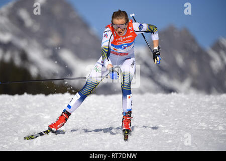 Seefeld, Österreich. 28. Februar, 2019. Stina Nilsson (SWE), Aktion, Single Action, Rahmen, Ausschneiden, vollen Körper, ganze Figur. Cross country Damen 4 x 5 km Staffel Classic/Kostenlos, Langlauf Frauen Relais Classic/Freestyle FIS Nordische Ski-WM 2019 in Seefeld/Österreich vom 19.02.-03.03.2019. | Verwendung der weltweiten Kredit: dpa Picture alliance/Alamy leben Nachrichten Stockfoto
