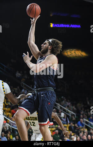 Fairfax, Virginia, USA. 27 Feb, 2019. GRANT GOLDEN (33) versucht zu zählen, die während des Spiels an EagleBank Arena in Fairfax, Virginia statt. Credit: Amy Sanderson/ZUMA Draht/Alamy leben Nachrichten Stockfoto