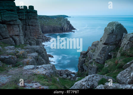 Sonnenaufgang über dem Land's End, Cornwall. England Stockfoto