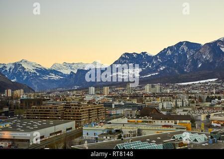 Die Stadt Chur in den Alpen der Schweiz an der Grenze zu Italien Stockfoto