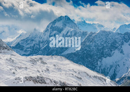 Deutschland, Bayern, Allgäu, Allgäuer Alpen, Blick von Zeigersattel zur Hoefats im Winter Stockfoto