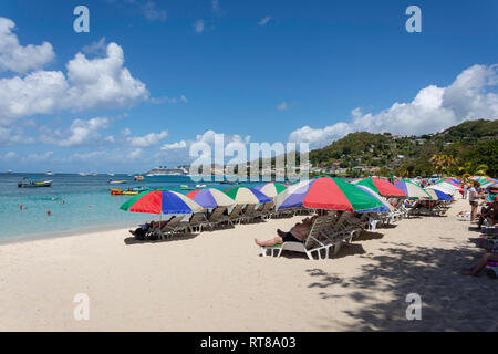 Tropischer Strand Grand Anse Bay, Saint George Parish, Grenada, kleine Antillen, Karibik Stockfoto