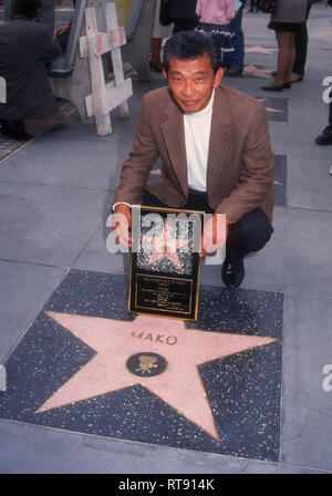 HOLLYWOOD, CA - 1. Februar: Schauspieler Mako Iwamatsu besucht Hollywood Walk of Fame Star Preisverleihung am 1. Februar 1994 auf dem Hollywood Boulevard in Hollywood, Kalifornien. Foto von Barry King/Alamy Stock Foto Stockfoto