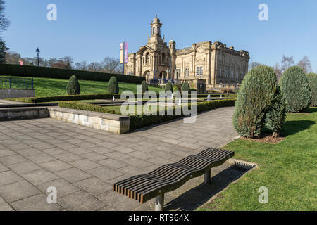 Cartwright Hall und Lister Park, Bradford, Yorkshire. Stockfoto