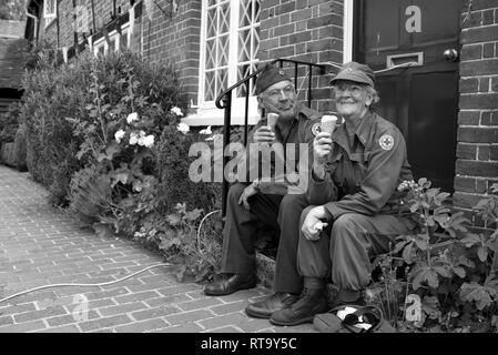 Southwick Dorf der Zweite Weltkrieg D-Day Revival 2018. Amerikanisches Rotes Kreuz Stockfoto