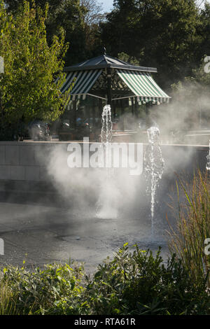 Jardin d'Acclimatation vor Kurzem renoviert wurde dieses Pariser touristische Attraktion zu seiner ehemaligen Pracht wieder in Kraft zu setzen. Stockfoto