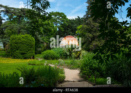 Astronomie Sternwarte, observatoire astronomique in Jardin des Plantes de Montpellier - Botanische Gärten, Montpellier, Frankreich. Auf Anregung gebaut Stockfoto