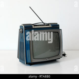 Vintage Röhrenfernseher, blau Stockfoto