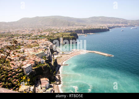 Landschaft der sorrentinischen Halbinsel Sorrent und in Camoania, Italien Stockfoto