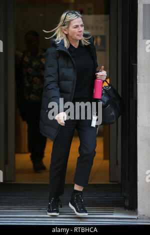 Zoe Ball gesehen BBC Radio 2 Studios verlassen und bekommen einen Kaffee von Pret A Manger - London mit: Zoe Ball Wo: London, Vereinigtes Königreich, wenn: 28 Jan 2019 Credit: WENN.com Stockfoto