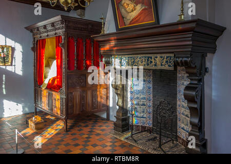 Box Bett im Schlafzimmer im Rubenshuis/Rubens' House Museum, dem ehemaligen Wohnhaus und Atelier von Peter Paul Rubens (1577 - 1640) in Antwerpen, Flandern, Belgien Stockfoto