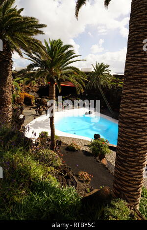 Jameos del Agua, im Lavafeld des Monte Corona, geschaffen von César Manrique, Lanzarote, Kanarische Inseln, Spanien Stockfoto