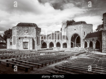 Blick auf die Kapelle in Aylesford Priory in Kent, Großbritannien. Stockfoto