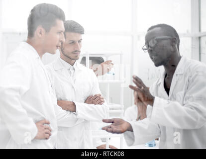 Team von Biologen Forscher im Labor arbeiten Stockfoto