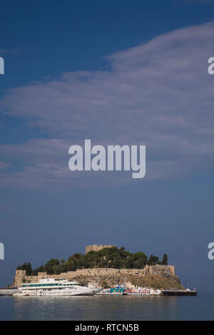 Das 14. Jahrhundert genuesische Festung auf Pigeon Island, Kusadasi, Türkei Stockfoto