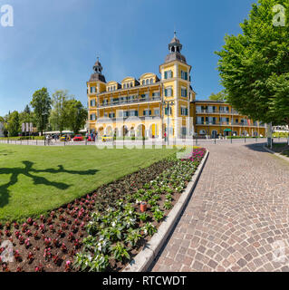 Falkensteiner Schlosshotel Velden, Velden am Wörther See, Österreich Österreich *** Local Caption *** Stadt, Dorf, Sommer, Leute, Wörthersee Stockfoto